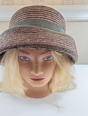 Liz Claiborne Brown Straw Cloche Hat with Olive Band